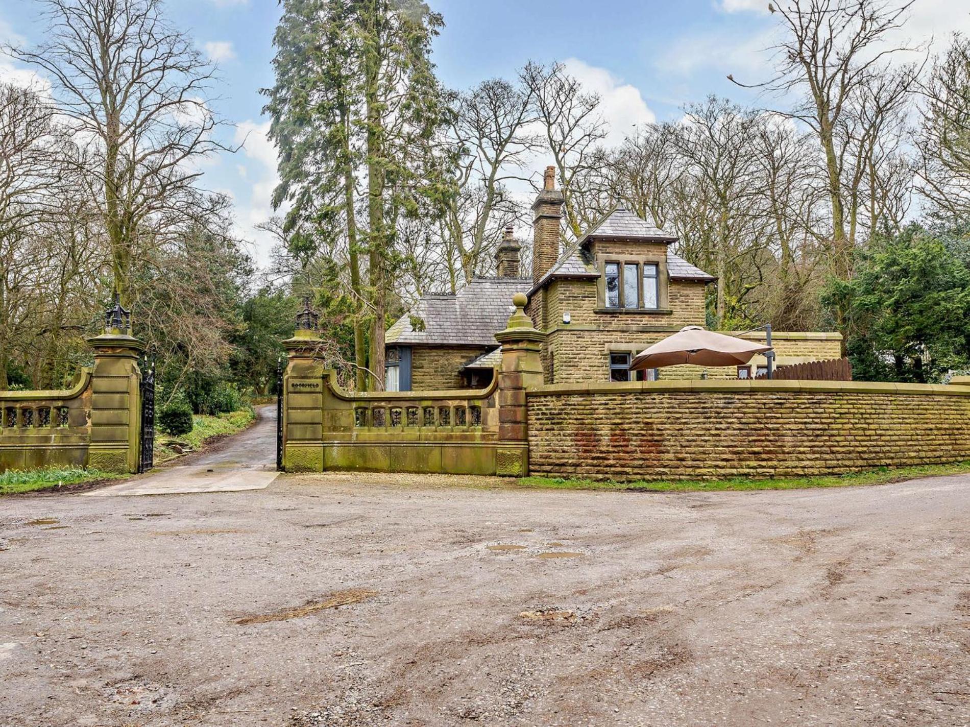 2 Bed In Glossop 52409 Villa Exterior photo